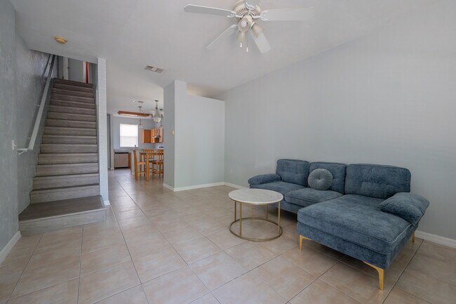 Photo - 3860 SW 20th Ave Unit 1808