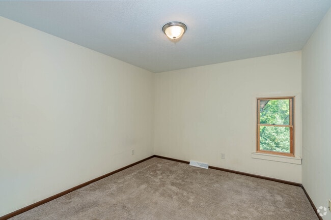 3BR, 1.5BA - 1,120SF - Bedroom