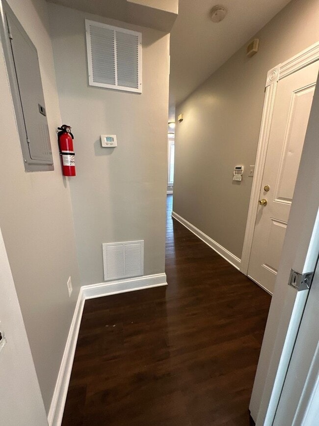 Photo - 2125 1/2 McCulloh St Unit 3