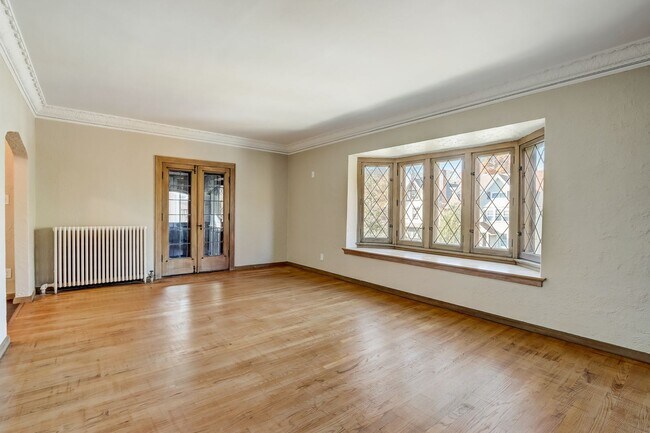 Photo - 3314 N Hackett Ave Unit 3314 (Upper)