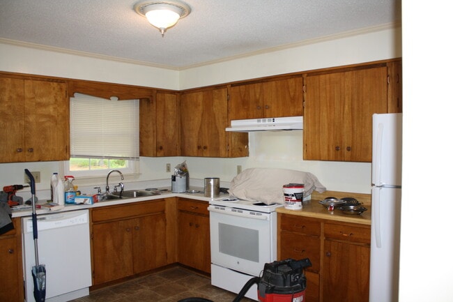 Photo - 290 E Reservoir St Unit # 1