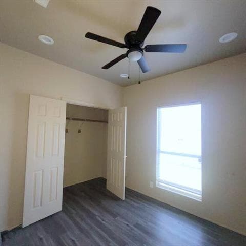 Photo - 710 W Waco St