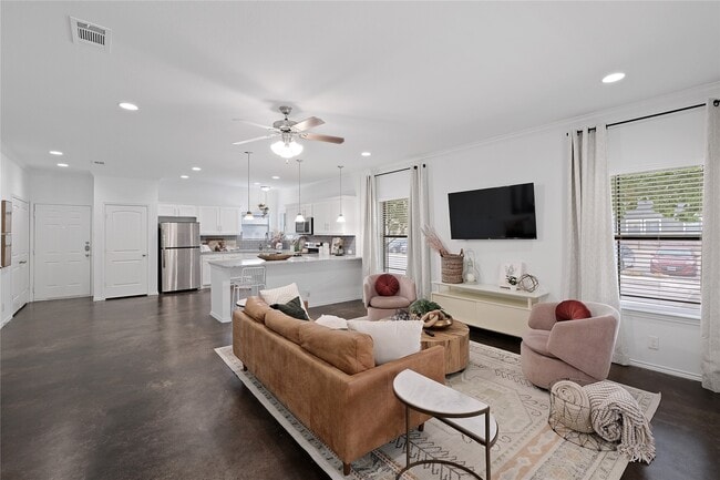 12915 Englemann Dr