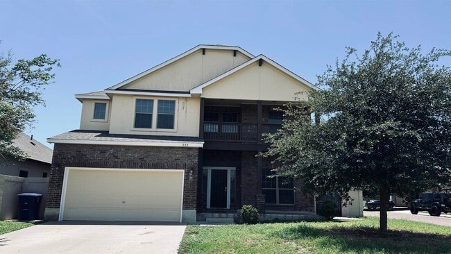 Photo - 332 Silverleaf Oak