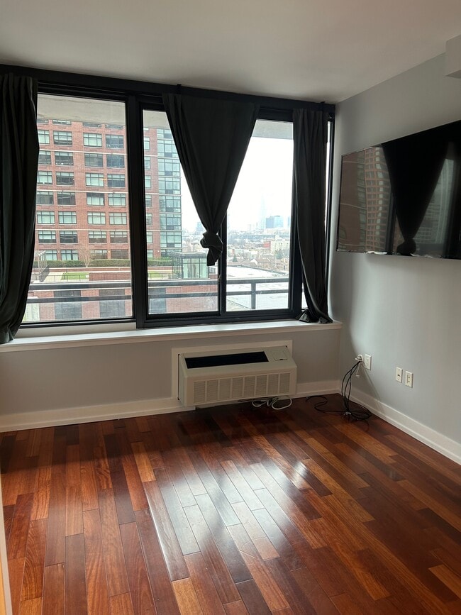 Photo - 389 Washington St Unit 11D