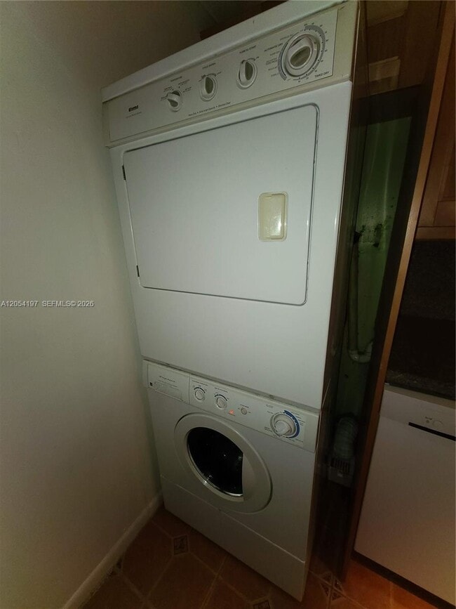 Photo - 1605 Bay Rd Unit 206