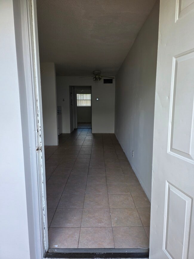 Photo - 19 SW 14th St