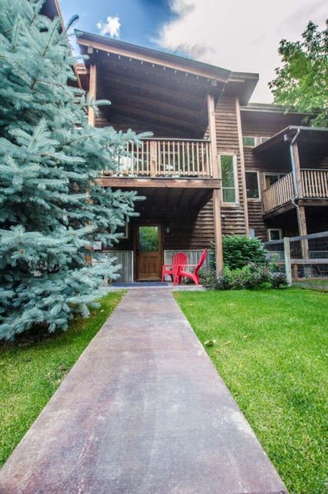 Photo - Modern Montana Townhome Along the Milwaukee Trail