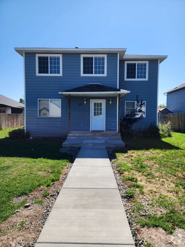Building Photo - 110 N 11th Ave Unit 110 N 11th  A Rental