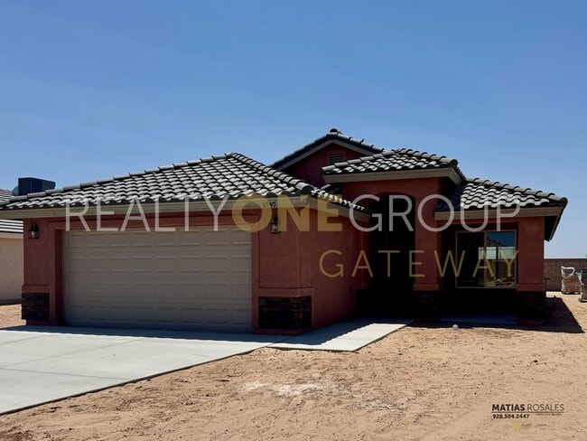 Three Bedroom Two Bath Home with All Tile ... - Three Bedroom Two Bath Home with All Tile ...
