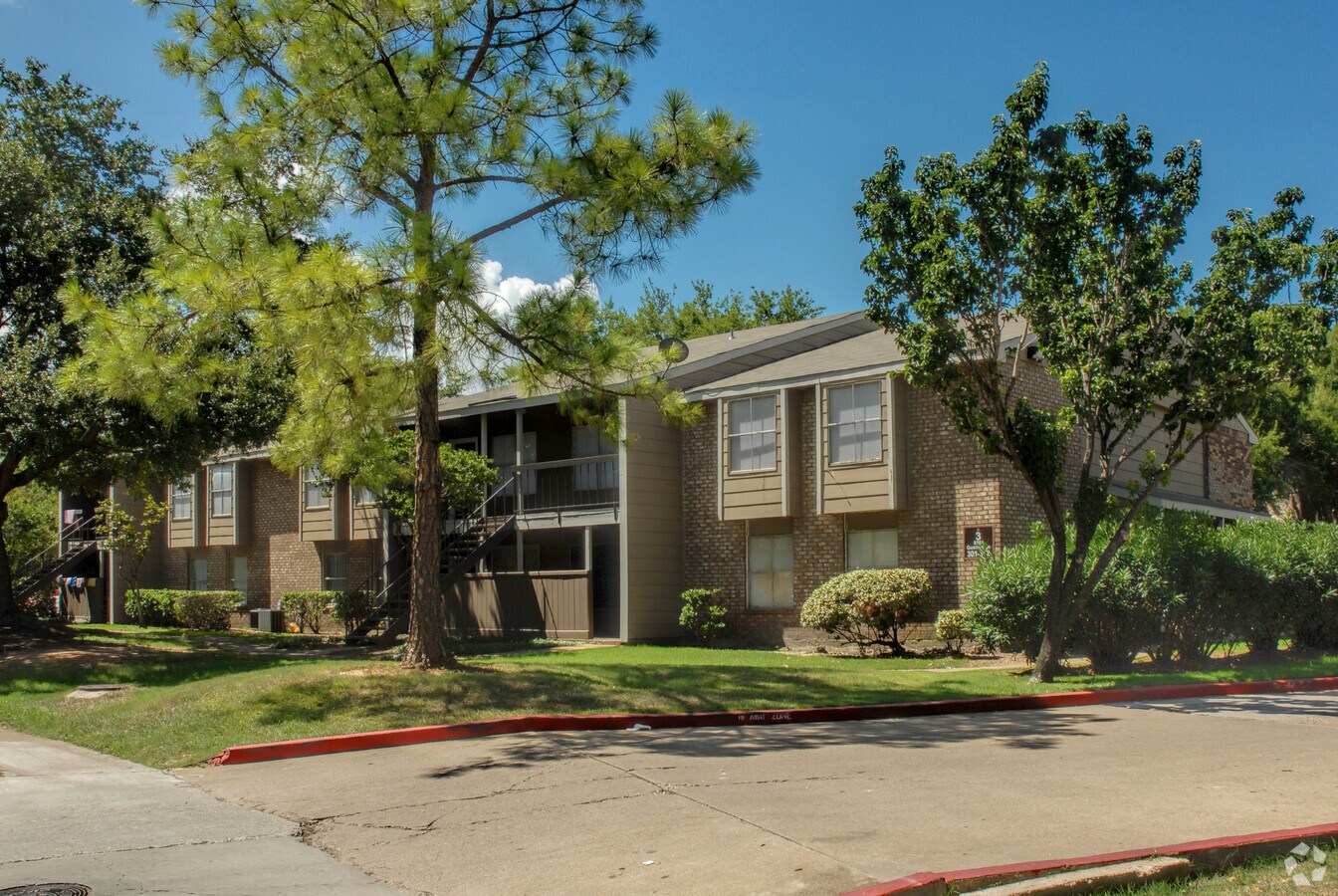 Pebble Brook Apartment Homes - Pebble Brook Apartment Homes