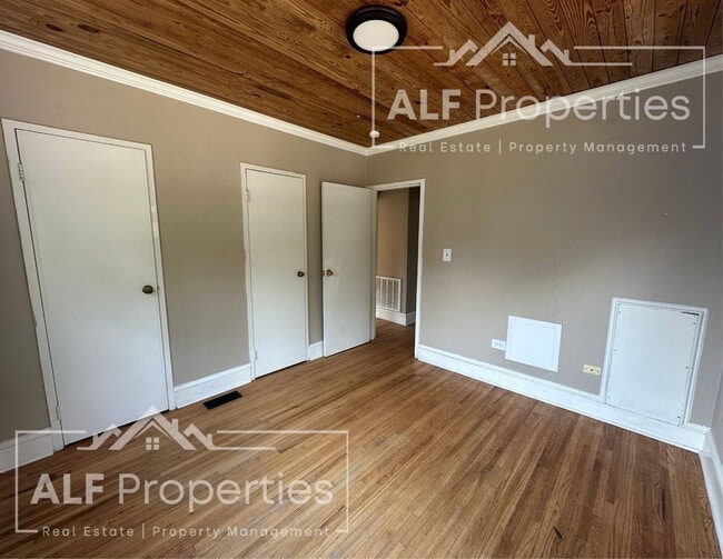 Photo - Renovated 2 Bedroom, 1 Bath First-Floor Apartment Available Unit 1301 S. 10th St.  2
