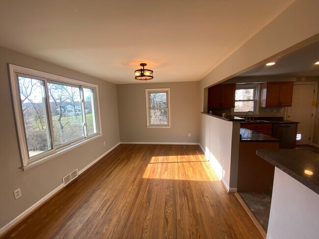 Photo - 9645 Loveland Madeira Rd