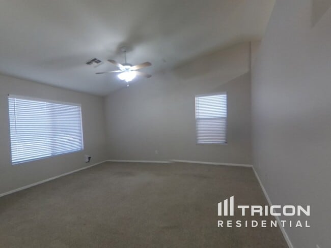 Photo - 10853 W Sands Dr