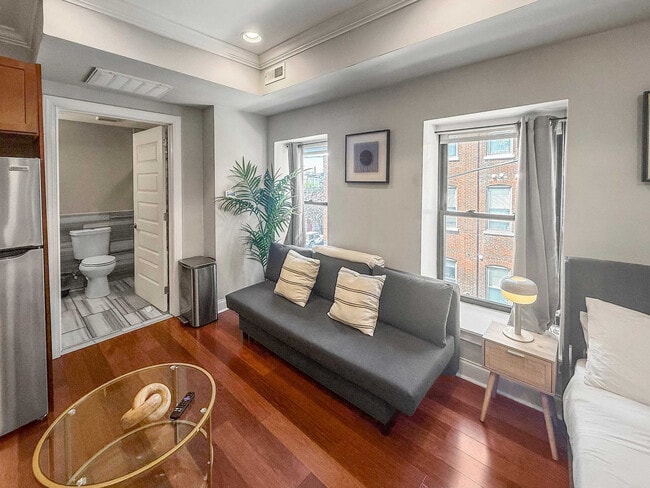 Building Photo - 1149 N 3rd St Unit ID1055801P