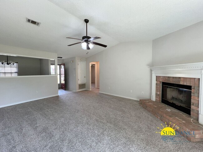 223 Westview Dr