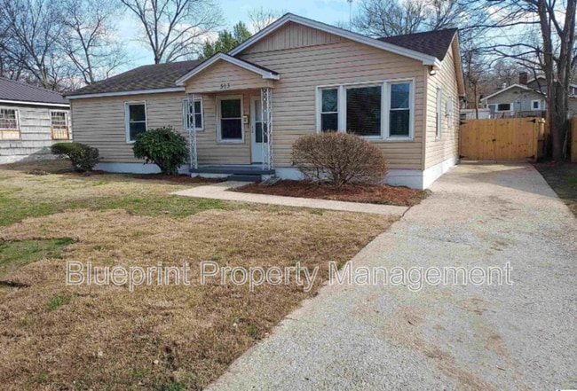 Photo - 513 10th Ave S