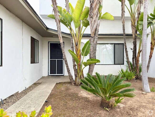 Building Photo - Spacious Lower Level w/ Yard and Garage! Unit B Rental