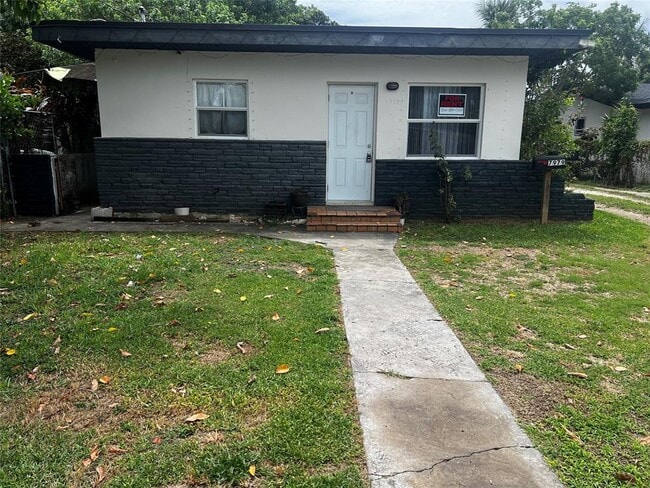 Building Photo - 7979 NW 1st Pl Unit 1-1 Rental