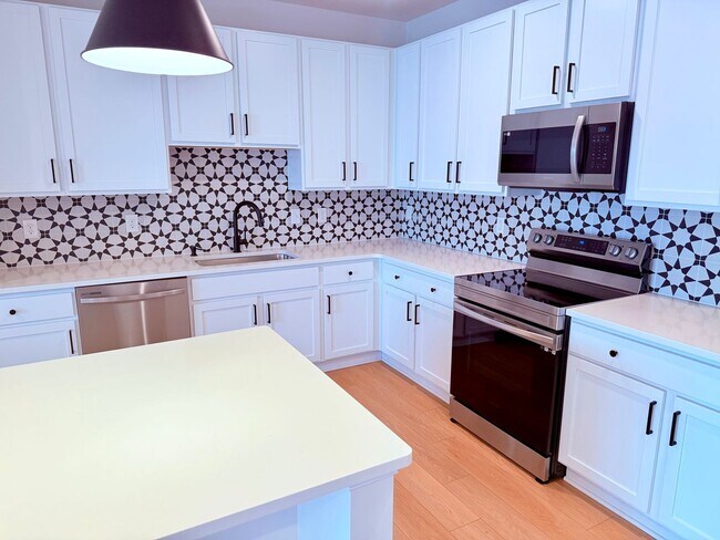 Photo - 2435 Ownby Ln