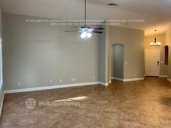 Photo - 1400 E Vernoa St