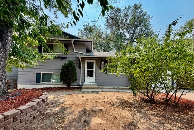 Building Photo - 2236 Fernwood Dr