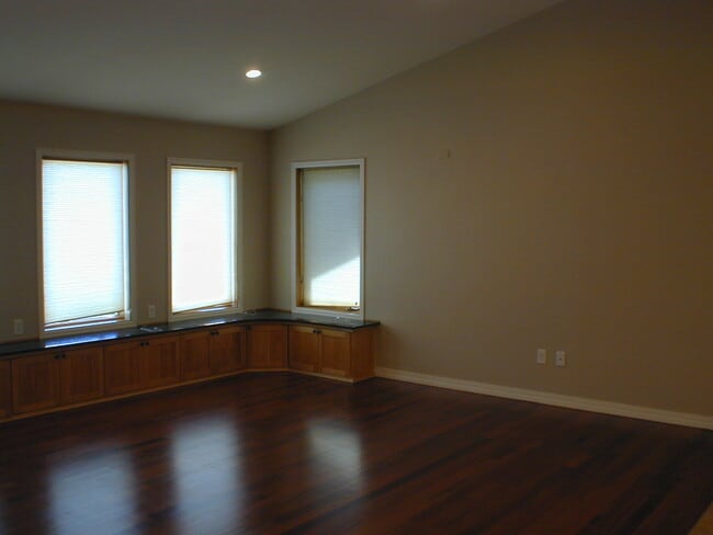 Photo - 314 Savannah Dr