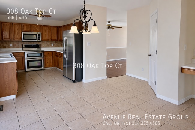 Photo - 308 Oak Top Ct