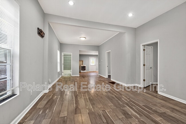 Photo - 262 Eastern Ave