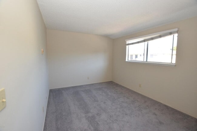 Photo - Popular Victoria Avenue Penthouse