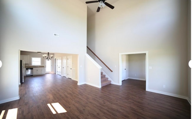 Photo - 6410 Midtowne Ln NW