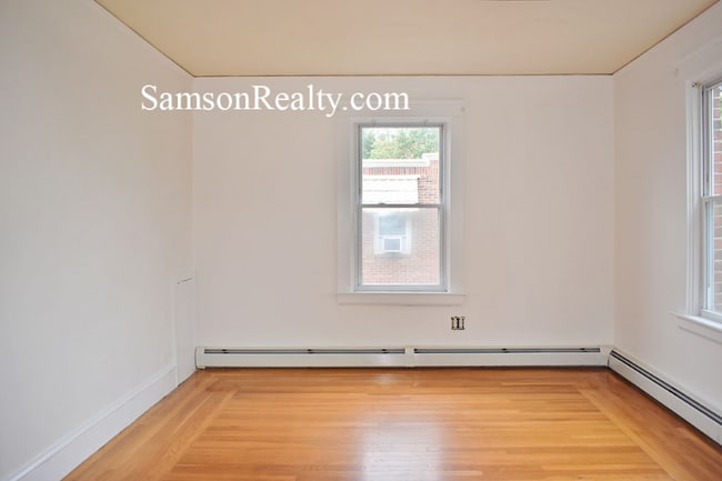 Photo - 40 Sessions St Unit 14