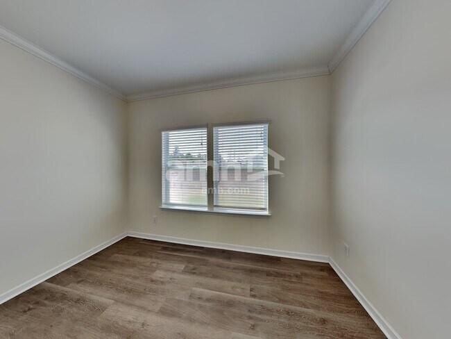 Photo - 2114 Atwell Glen Ln