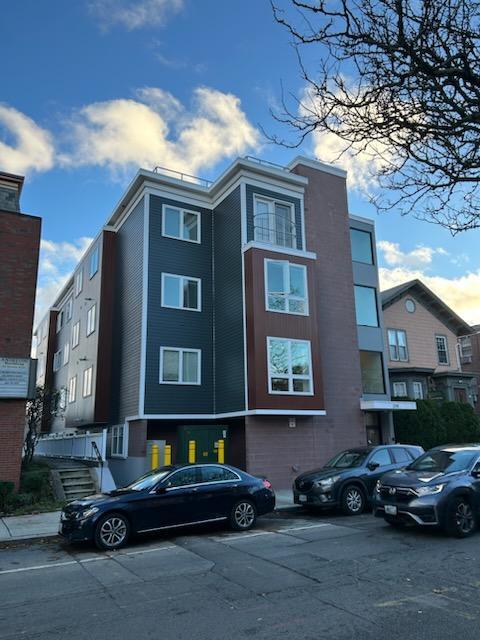 Photo - 219 Waterman St Unidad 204