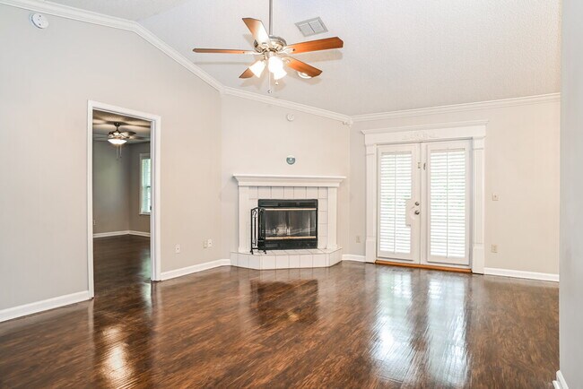 Photo - 9552 Glenn Abbey Way