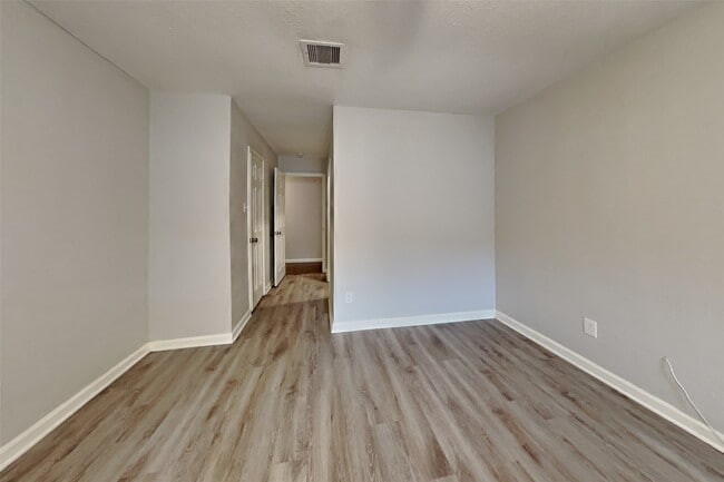 Photo - 14318 Ella Lee Ln