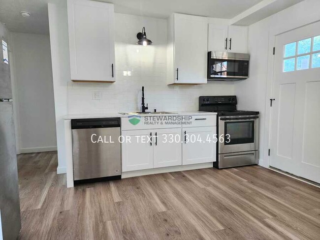 Photo - 5031 Massillon Rd Apartment Unit B