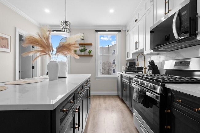 Photo - 3316 Summit Ave