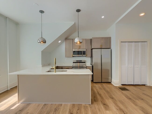 Photo - 1701 N Front St Unidad 1R