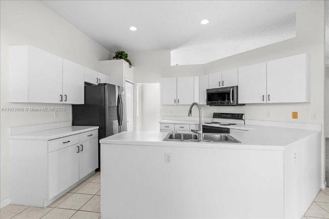 Photo - 2675 SE 4th Pl