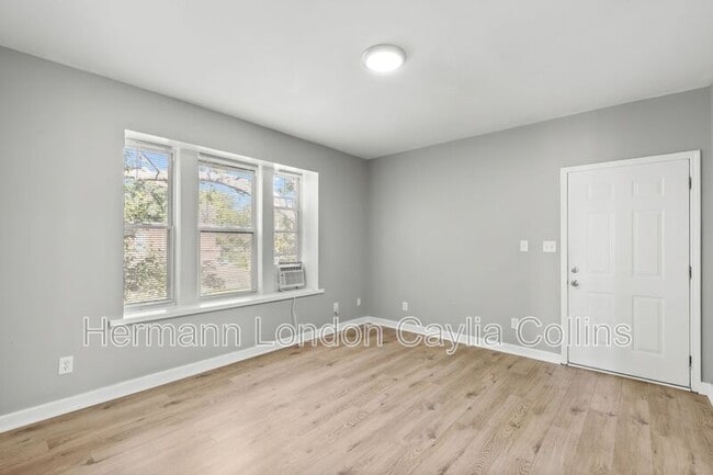 Photo - 3954 Louisiana Ave