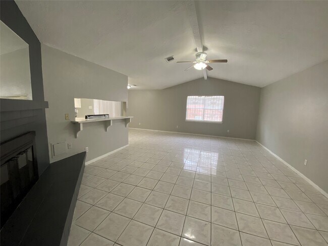 Photo - 12730 Labelle Ln