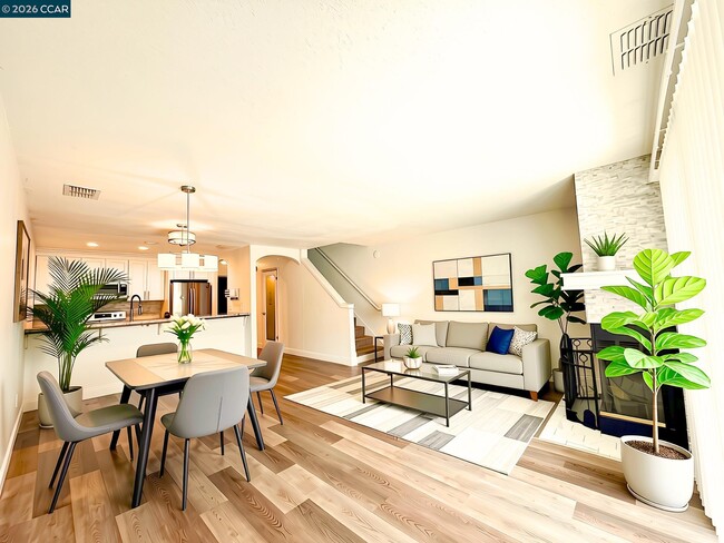 3092 Peppermill Cir