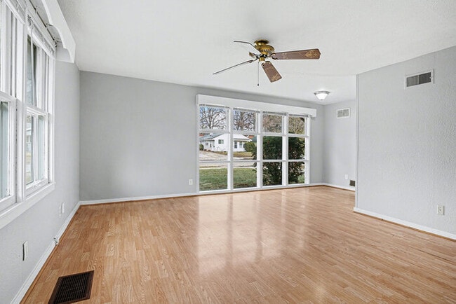 Photo - Charming 3-bedroom, 1-bath gem in the heart of Mishawaka!