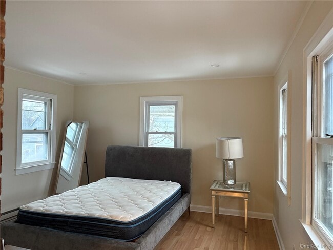 Photo - 325 Wiggins St