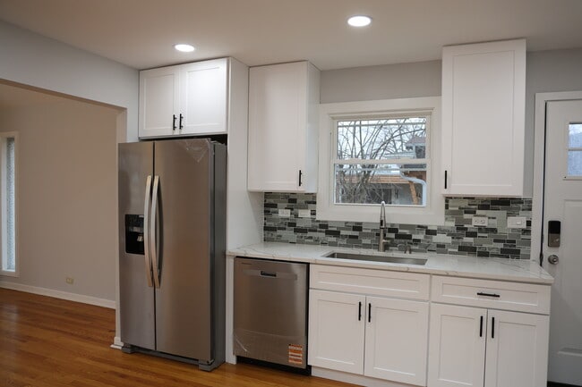 Photo - 9622 N Kildare Ave