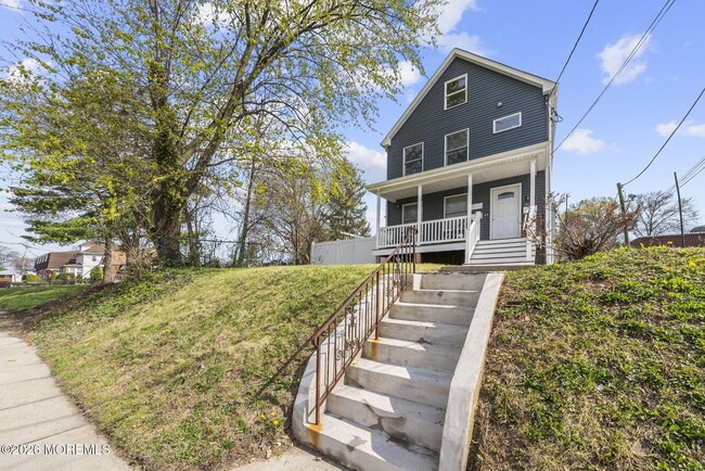 Photo - 816 King Georges Rd
