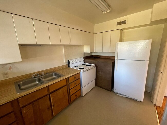 Photo - A0063-214 Martin Street Apartment Unit 214-3 Martin St