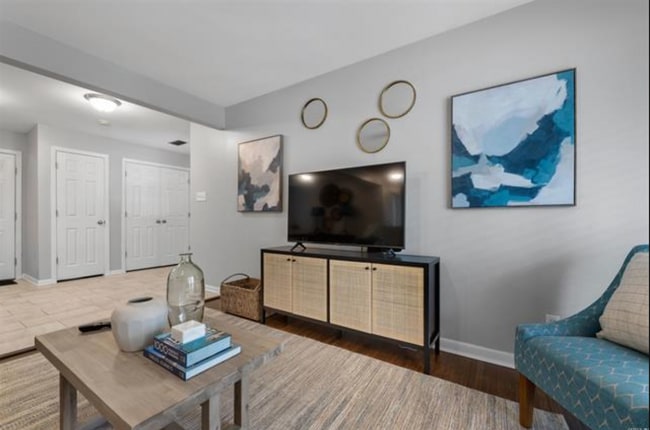 Photo - 6505 Chippewa Dr