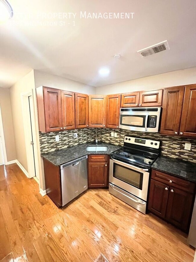 Photo - 1823 Willington St Unit 1